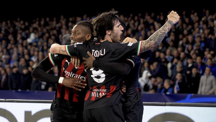 Tonali e Leao, calciatori del Milan