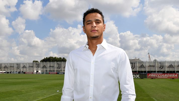 Ihattaren, incubo senza fine: l’olandese costretto a vendere la casa da 1 milione di euro - immagine 1