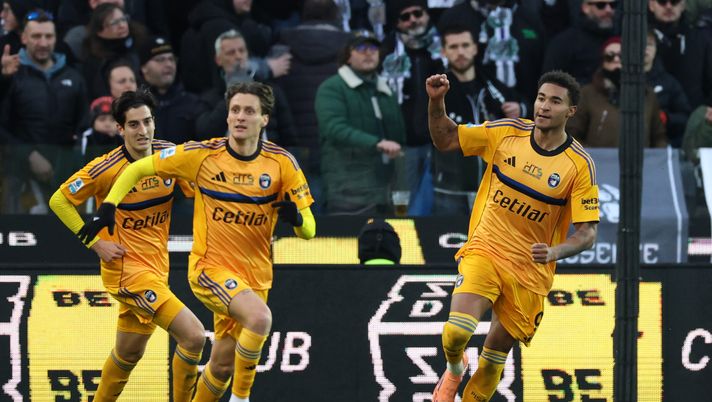 UDINE, ITALY - JANUARY 10: Henrik Meister of Pisa celebrates scoring his team's second goal during the Serie A match between Udinese Calcio and Pisa SC at Stadio Friuli on January 10, 2026 in Udine, Italy. (Photo by Timothy Rogers/Getty Images) Udinese 2-2 Pisa | Quando arriverà il salto di qualità? Il commento- immagine 1