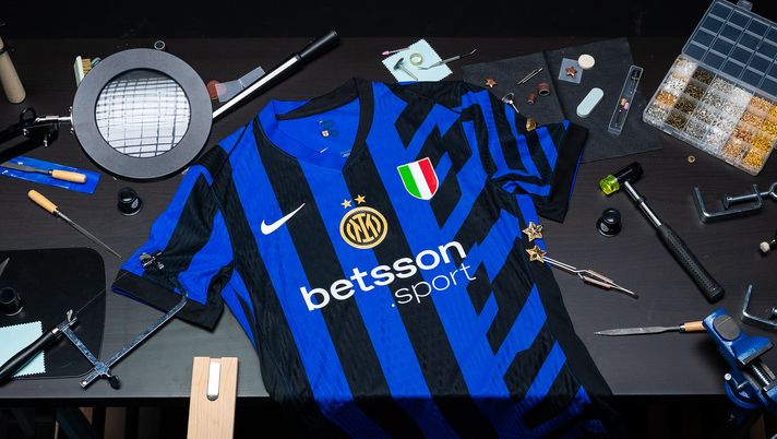 VIDEO / Betsson sulla nuova maglia dell’Inter: “Erano nei nostri sogni, ora sono sulla pelle” - immagine 1