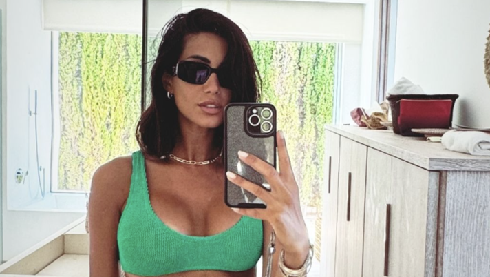 Federica Nargi lascia a bocca aperta: il selfie in bikini è da urlo Federica Nargi lascia a bocca aperta: il selfie in bikini è da urlo - immagine 1