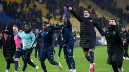 La Lazio segna e vince in 9 contro 11: in Serie A era successo soltanto una volta