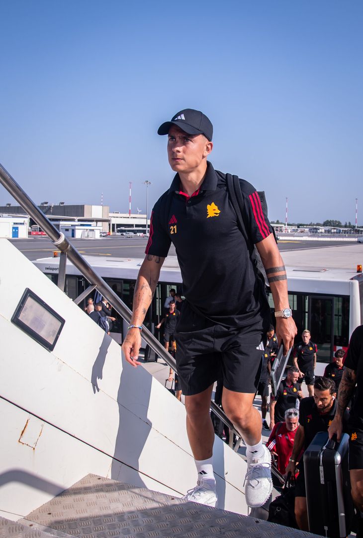 Fiumicino, la Roma parte per Verona: tornano Dybala e Pellegrini - immagine 18