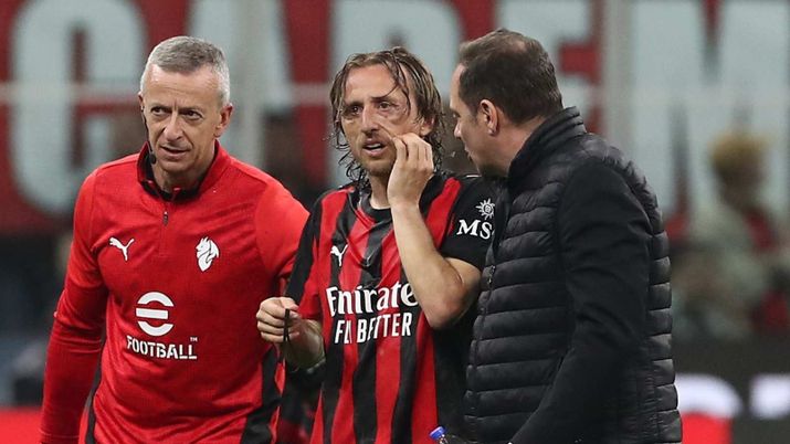 Luka Modric, centrocampista AC Milan, uscito per infortunio durante Milan-Juventus di Serie A