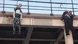 Botafogo, la torcida appende manichini allo stadio: il presidente avversario e il presidente federale