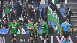 Sassuolo, che impresa! Atalanta battuta in inferiorità numerica per 75′: Grosso va 8°