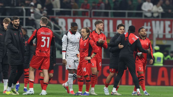 MILAN, ITALY - FEBRUARY 22: Players of AC Milan reacts at the end of the Serie A match between AC Milan and Parma Calcio 1913 at Giuseppe Meazza Stadium on February 22, 2026 in Milan, Italy. (Photo by Claudio Villa/AC Milan via Getty Images) Milan