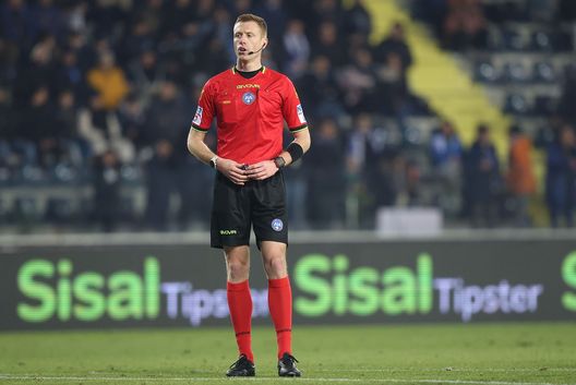 EMPOLI, ITALY - DECEMBER 13: Kevin Bonacina referee looks on during the Serie A match between Empoli and Torino at Stadio Carlo Castellani on December 13, 2024 in Empoli, Italy. (Photo by Gabriele Maltinti/Getty Images)