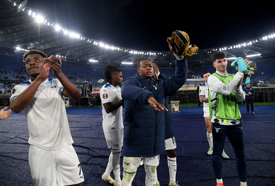 Dele-Bashiru e Noslin