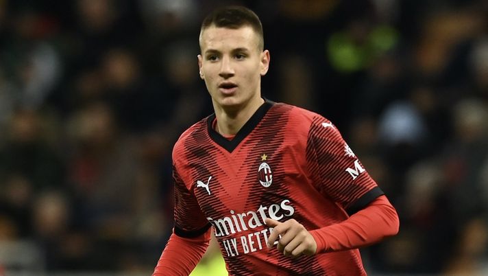 Francesco Camarda AC Milan Milan-Frosinone 3-1 Serie A 2023-2024