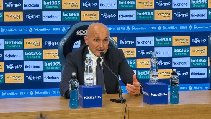 Juve, Spalletti in conferenza: “A Napoli mi emoziono. Fischi? Vi rispondo così” Juve, Spalletti in conferenza: “A Napoli mi emoziono. Fischi? Vi rispondo così” - immagine 1