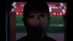 VIDEO / Un diabolico Roy Keane presenta la terza maglia del Manchester United