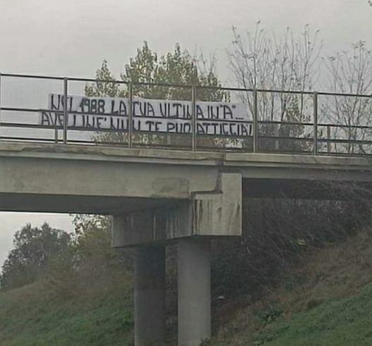 Benevento, lo striscione di sfottò non porta bene: 11 anni dopo, rivince l’Avellino…- immagine 2