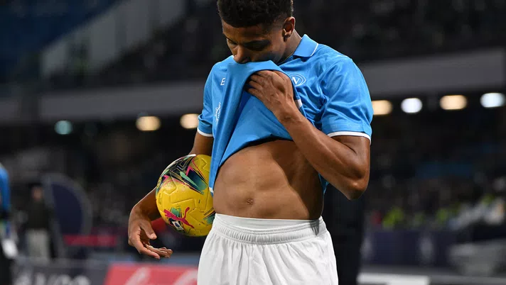 Neres salta la sfida scudetto contro l’Inter? Ecco la data del suo possibile rientro - immagine 1