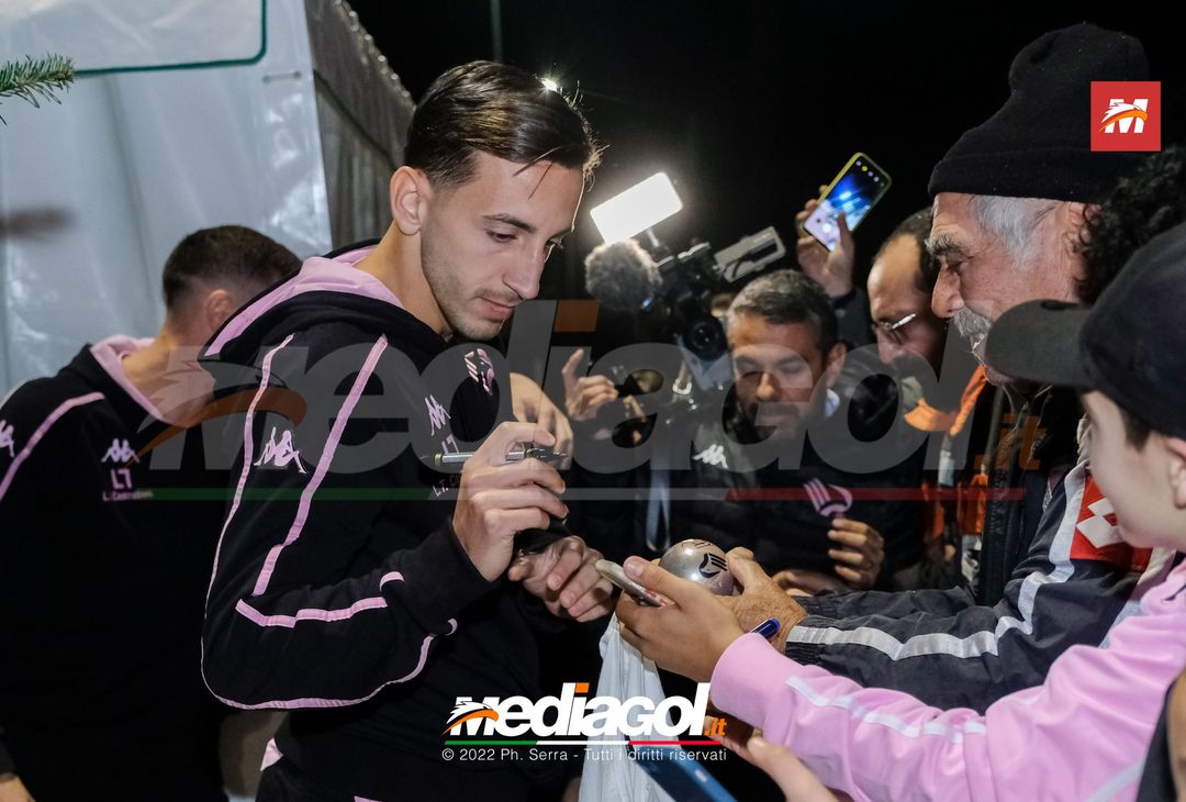 FOTO Palermo: Accardi, Saric e Gomes accendono l’albero al ‘Barbera’ (Gallery) - immagine 60