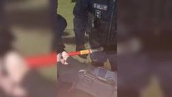 Shock in Serie C, gli Ultras nascondono dei coltelli nelle bandiere: il ritrovamento