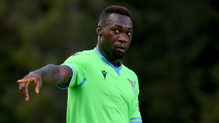 Como-Roma, lo sfottò social di Caicedo fa infuriare i tifosi: “Malen Malen…” - immagine 1