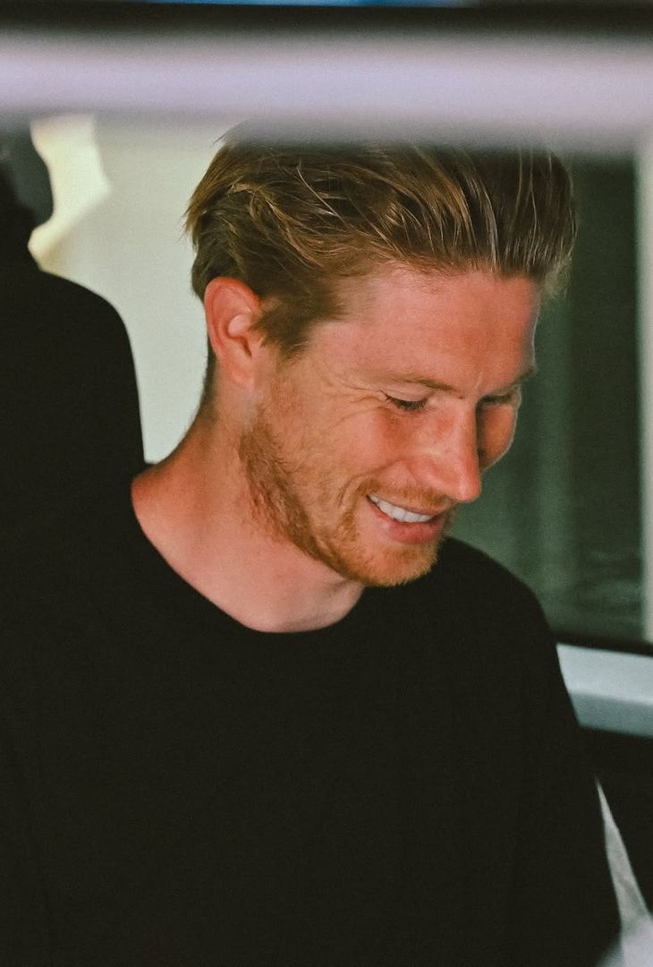 La gioia di De Bruyne sui social: “Napoli, sono qui!” – LA FOTOGALLERY - immagine 4