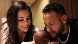 Neymar assente durante il parto, Bruna spiega: “Ci ha provato. Non ce l’ha fatta perché…”
