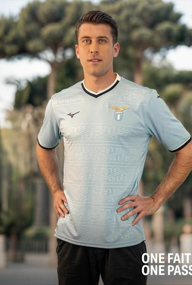 Lazio e Mizuno presentano la nuova maglia “Home” 2024/2025 – GALLERY - immagine 5