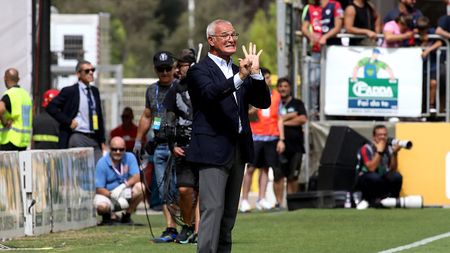 CAGLIARI, ITALY - SEPTEMBER 17: Claudio Ranieri coach of Cagliari reacts during the Serie A TIM match between Cagliari Calcio and Udinese Calcio at Sardegna Arena on September 17, 2023 in Cagliari, Italy. (Photo by Enrico Locci/Getty Images)