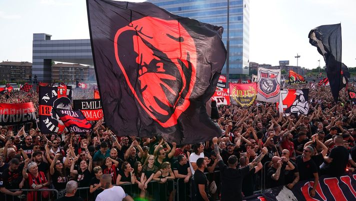 Aperta la terza fase della campagna abbonamenti ai tifosi del Milan dal 5 luglio