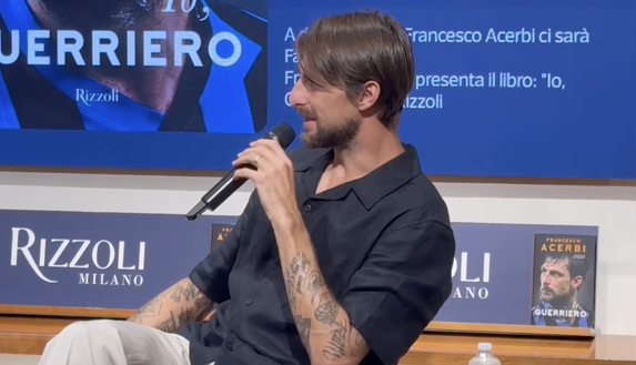 Biasin svela: “Ho fatto una bella chiacchierata con Acerbi alla presentazione del suo libro e…”- immagine 4