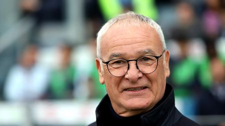 CAGLIARI, ITALY - JANUARY 14: Cagliari's coach Claudio Ranieri looks on during the Serie A TIM match between Cagliari and Bologna FC - Serie A TIM at Sardegna Arena on January 14, 2024 in Cagliari, Italy. (Photo by Enrico Locci/Getty Images)
