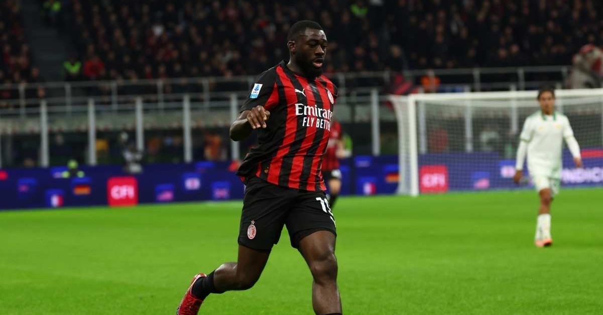 Moviola Milan Roma, c’era il rigore per i giallorossi? La doppia ingenuità di Fofana Moviola Milan Roma, c’era il rigore per i giallorossi? La doppia ingenuità di Fofana