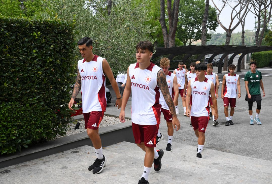 Roma, inizia il ritiro – FOTO GALLERY - immagine 18