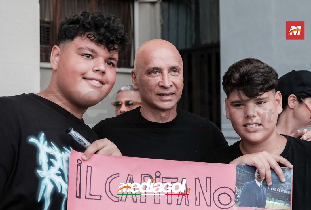 FOTO PALERMO, Mister Corini incontra i tifosi rosanero al ‘Renzo Barbera’ (Gallery) - immagine 6