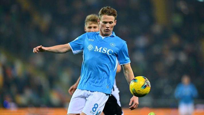 UDINE, ITALY - DECEMBER 14: Scott McTominay of Napoli during the Serie A match between Udinese and Napoli at Stadio Friuli on December 14, 2024 in Udine, Italy. (Photo by Alessandro Sabattini/Getty Images) mctominay