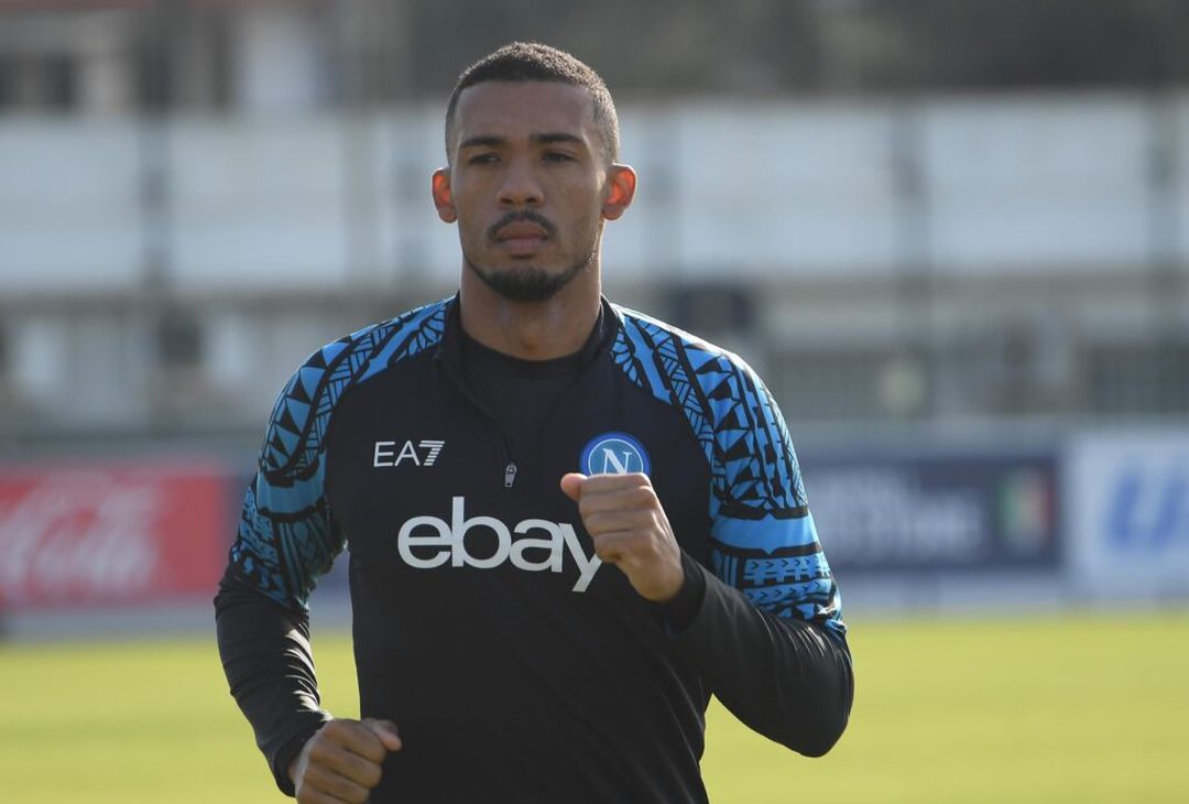 GALLERY Il Napoli torna al lavoro a Castel Volturno: la concentrazione degli azzurri - immagine 4