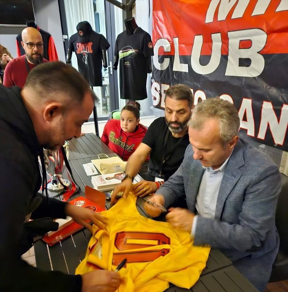 Dejan Savicevic a Sesto San Giovanni il-genio-savicevic-ed-eranio-a-sesto-san-giovanni-aria-di-milan-anni-90