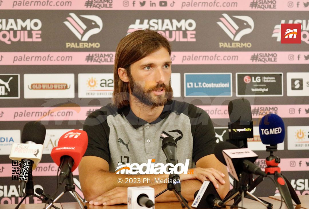 FOTO Ritiro Palermo: Mancuso si presenta in conferenza stampa (Gallery) - immagine 7