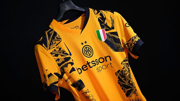 Inter, scelta la maglia della finale di Champions: col PSG in campo con il completo giallo - immagine 1