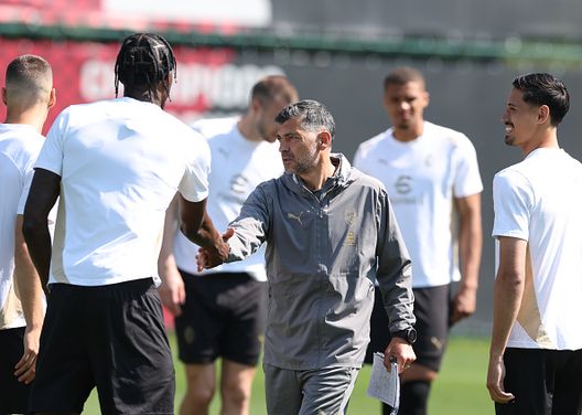 (Photo by Claudio Villa/AC Milan via Getty Images) Parolo Conceicao