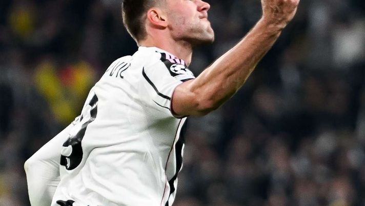 Romano: 'Confermo il gradimento del Milan per Vlahovic. Questo non cambia. Però ...'