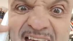 Peppe Iodice chiama Criscitiello: “Uà stai sul 60? Il mio telecomando si ribella!”