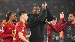 VIDEO / Roma, la squadra esulta con Ndicka a fine partita
