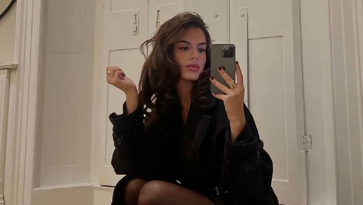 Maria Guardiola, gli ultimi selfie accendono i follower - immagine 1