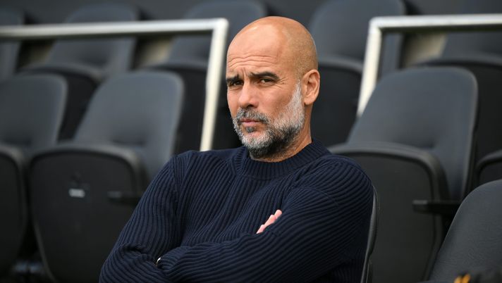 Pep Guardiola, tecnico del Manchester City almeno fino al 2027. (Foto di Alex Broadway/Getty Images) Guardiola elogia Donnarumma: “È enorme ed ha esperienza incredibile. Titolare nel derby? Vedremo” - immagine 1
