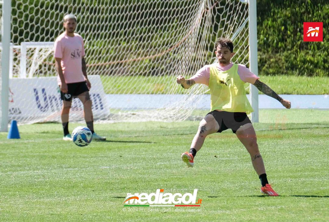 FOTO Ritiro Palermo, seduta mattutina ad Aquagranda (GALLERY) - immagine 58