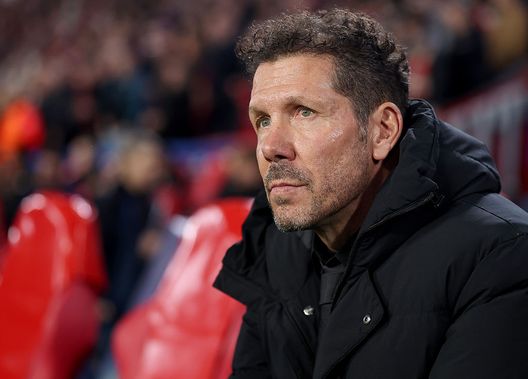 Eindhoven, Olanda - 9 dicembre 2025: Diego Simeone, tecnico dell'Atlético Madrid. (Foto di Lars Baron/Getty Images) Atlético Madrid-Valencia, la situazione delle due squadre prima della partita- immagine 2