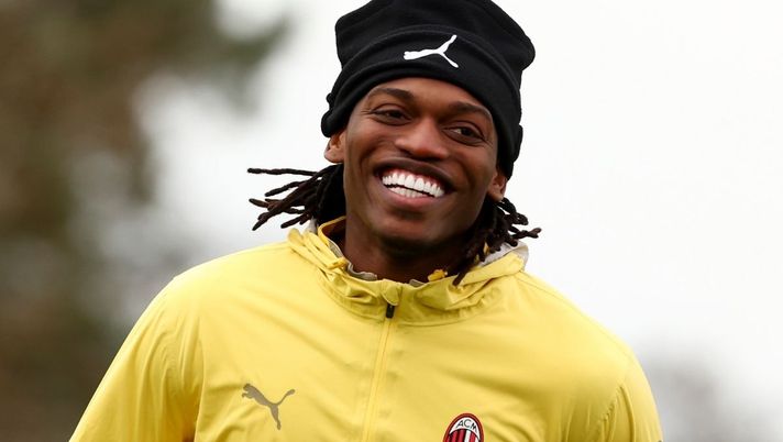 Milan, Leao fa ancora fatica fisicamente: come può essere utile per Allegri? Col Como ...