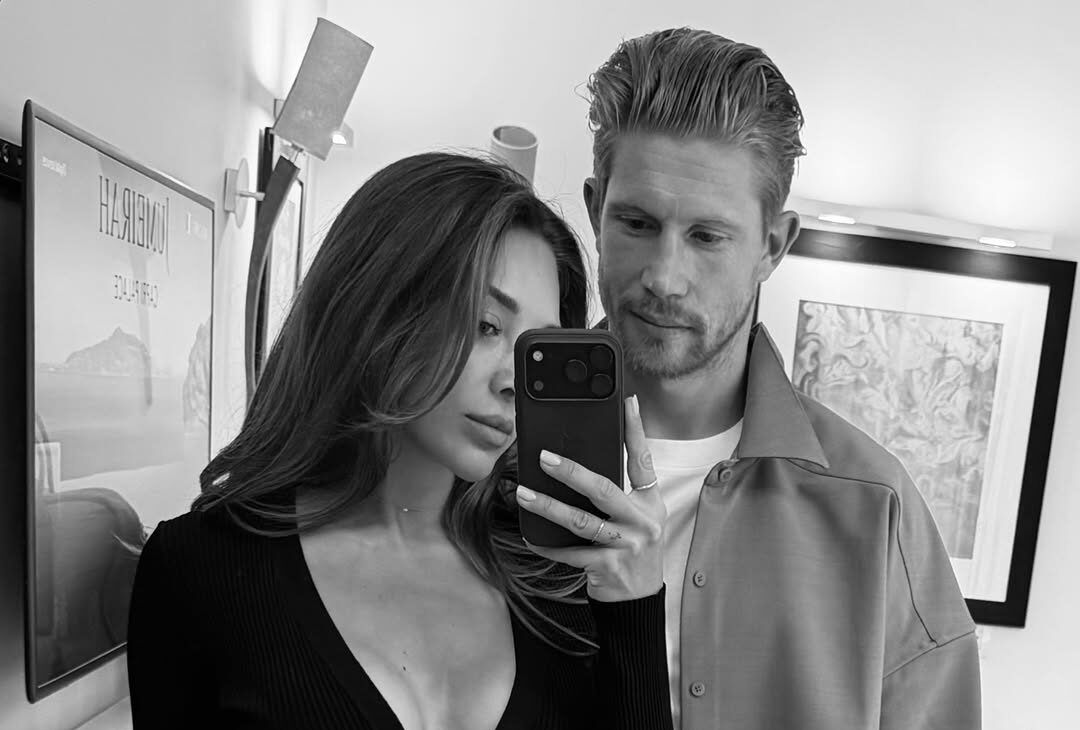 Lady De Bruyne si gode la bellezza di Napoli tra gite e famiglia –  LA GALLERY- immagine 1