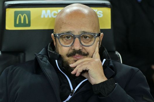 UDINE, ITALIA - 04 NOVEMBRE: Pierpaolo Marino dell'Udinese Calcio guarda durante la partita di Serie A tra Udinese Calcio e US Lecce alla Dacia Arena il 04 novembre 2022 a Udine, Italia. (Foto di Alessandro Sabattini/Getty Images) Pierpaolo Marino sul suo passato: “A Napoli volevo Modric, non lo prendemmo per motivi burocratici”- immagine 2
