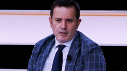 Lazio | Conferenza stampa Sarri, Pedullà scherza: “Per un monologo vado al Sistina!”