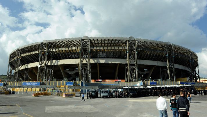 La protesta dei tifosi del Napoli: “San Paolo vuoto contro la Juventus” - immagine 1