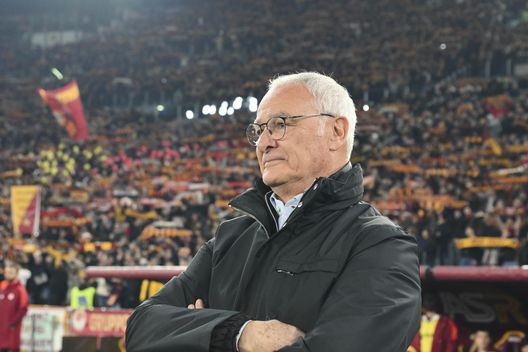 Claudio Ranieri, 73 anni, allenatore della Roma. (Foto di Luciano Rossi/AS Roma via Getty Images) Roma-Milan, una sfida che vale la Champions: il pronostico di DDD- immagine 2